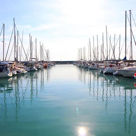 Global Properties, Con Terraza De 70m Y Piscina En Canet De Berenguer